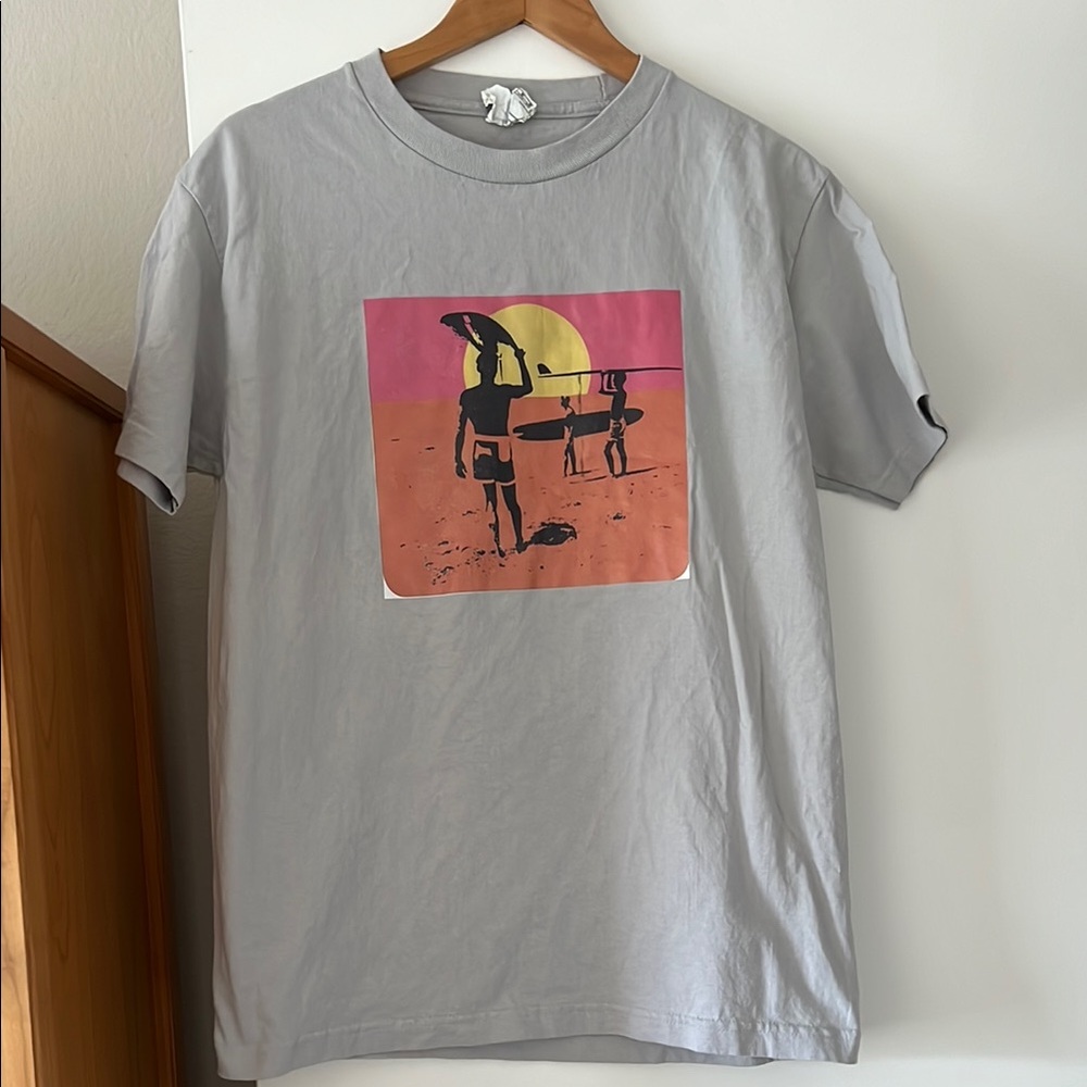 Endless Summer Graphic Tee | Men’s M